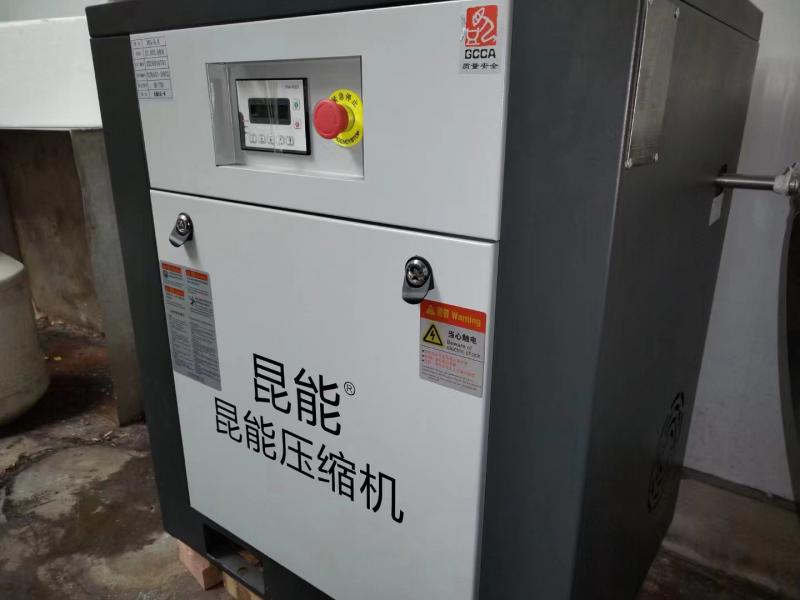 怎么快速鑒別成都空壓機潤滑油是否需要更換？ 
